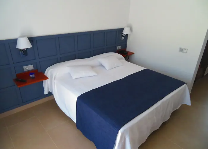 Manet Hotell