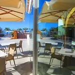 Manet Hotel