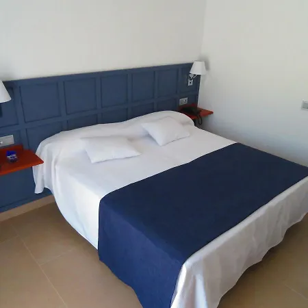 Manet Hotel